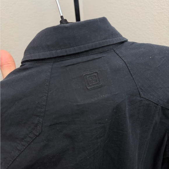 5.11 Tactical Women’s Black Button-Up Mid-Sleeve Shirt - Picture 3 of 4
